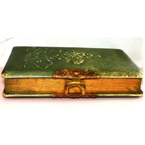 Victorian Photo Album With Antique Photogaphs Embossed Cover & Ornate Clasp” - Picture 3 of 14